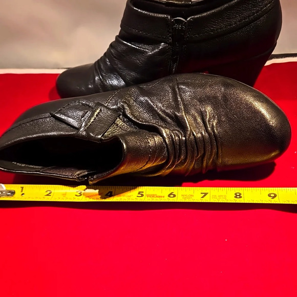 Pure Sole Leather Booties Black Side Zipper Decorative Strap Women's Size 5.5M - Picture 9 of 11